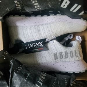 Nobull matrix trail runners W8.5 new